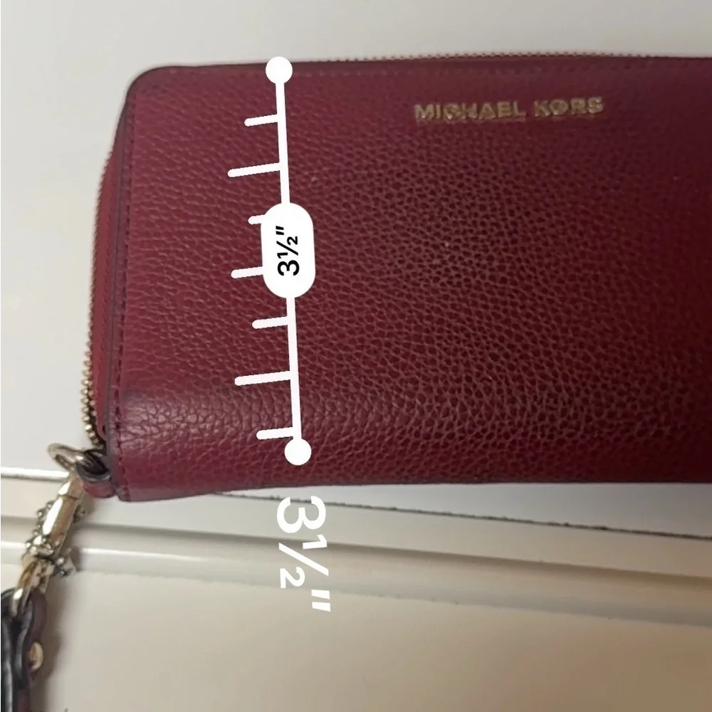 Michael Kors Jet Set Travel Wristlet Wallet Burgundy Pebbled Leather